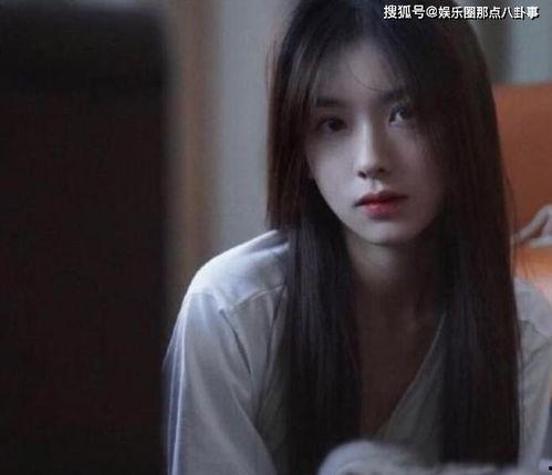 吃瓜事件网红美女视频,视频揭秘幕后真相  第2张
