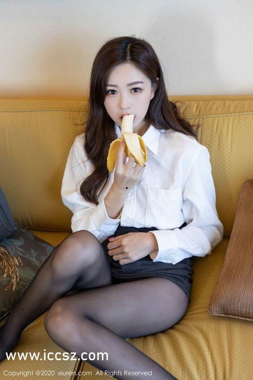 吃瓜女网红视频素材,揭秘网红吃瓜视频背后的故事