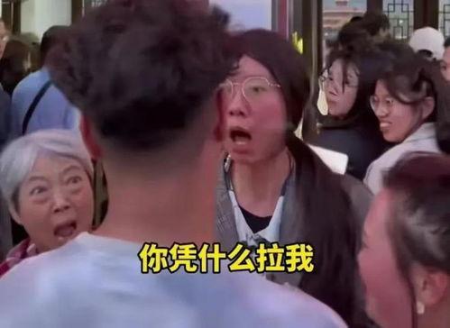 插队老太爆料图片大全视频,图片大全视频揭秘真实现场