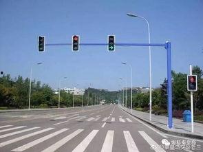 红绿灯青岛爆料最新消息,交通规则调整与事故频发引发关注