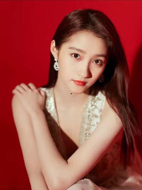 关晓彤爆料柚子娱乐,独家爆料背后的真相