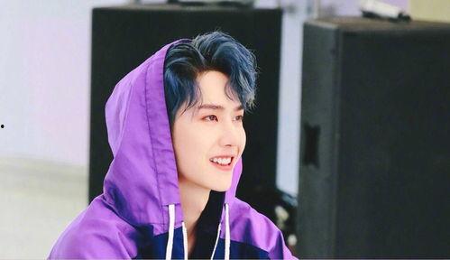 娱乐大爆料壁纸高清版,揭秘明星幕后生活瞬间 第2张 娱乐大爆料壁纸高清版,揭秘明星幕后生活瞬间 第2张